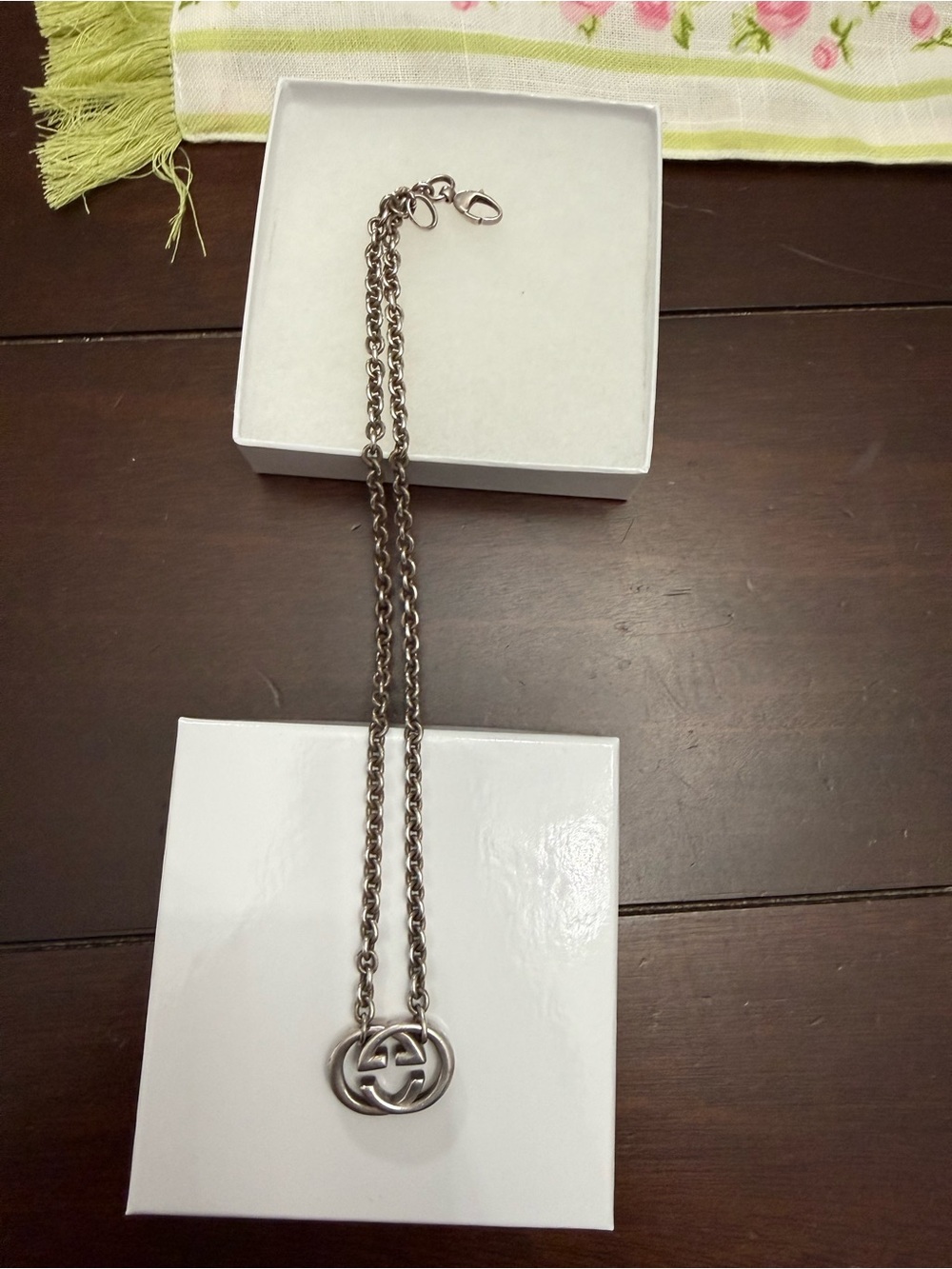 Gucci Silver Lobster Clasp Link Necklace
